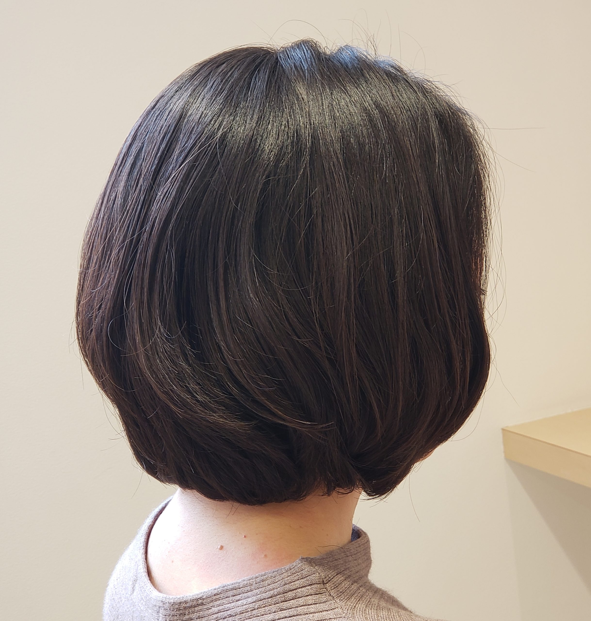 40代。大人女性のボブは軽すぎないのがいい！ | Neyari ～Ai～