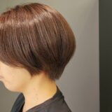 【くせ毛の悩み】ボリュームおさえたコンパクトショート